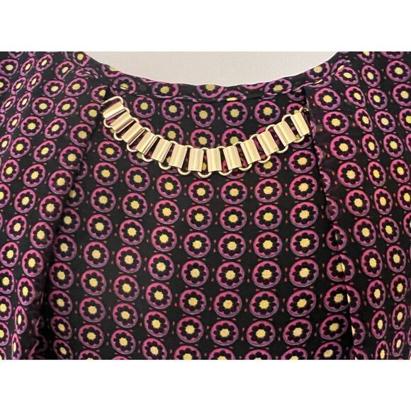 Roz & Ali halter blouse with a gold detail, with a layered look at the back of t - Picture 2 of 3